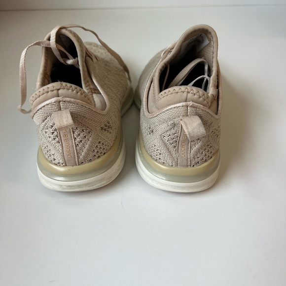 APL TechLoom Phantom Sneaker. Very Good Condition. - Picture 5 of 7